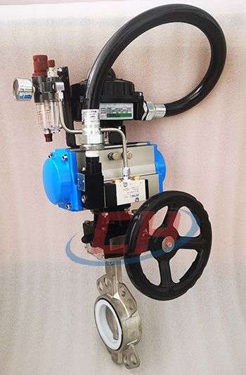 不銹鋼對夾氣動(dòng)蝶閥圖片