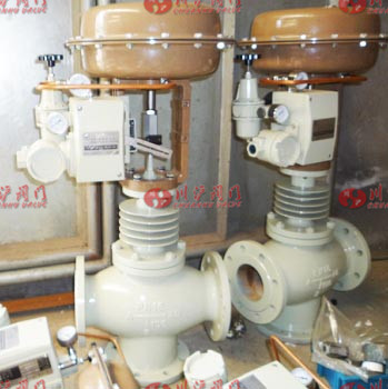 氣動(dòng)三通調(diào)節(jié)閥圖片